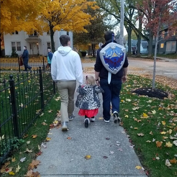 Meet your Posher, A - Picture 2 of 8